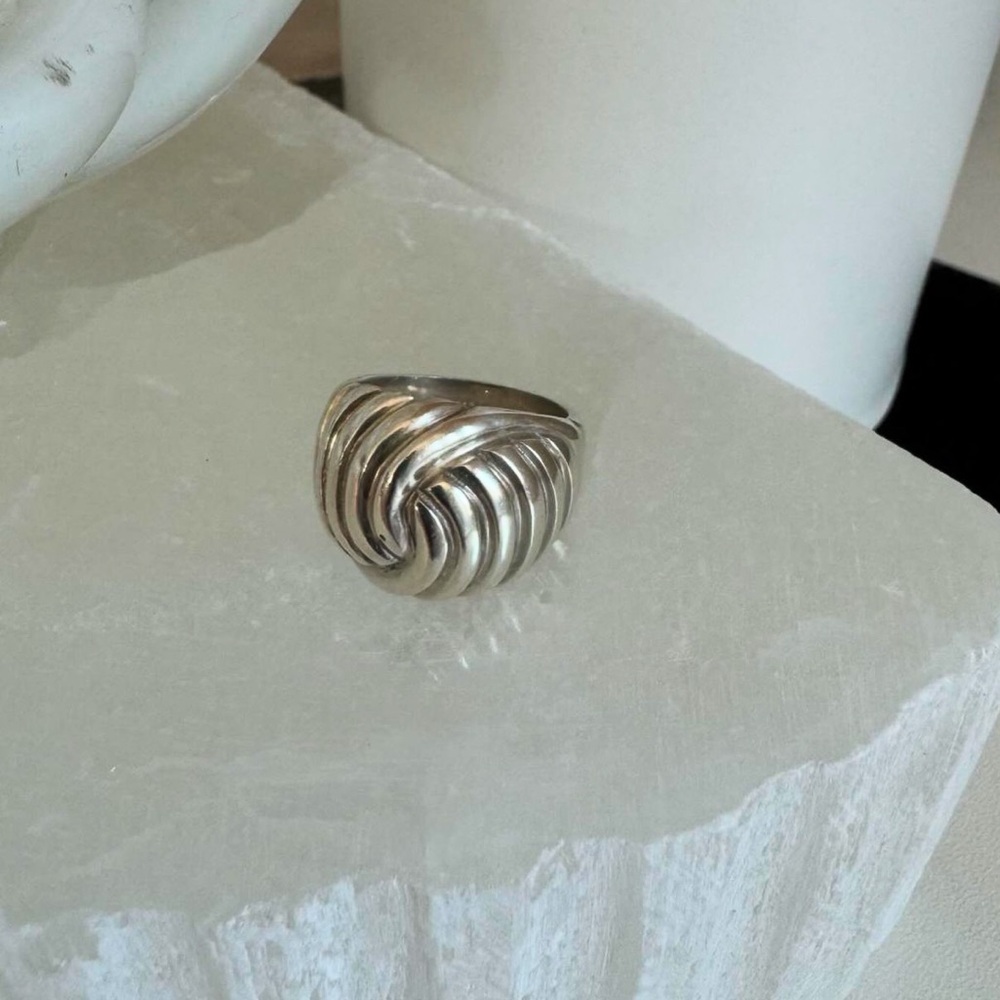 Vintage Sterling Silver Pattern Ring - image 1